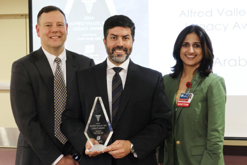 doctor arab with senior leadership and award
