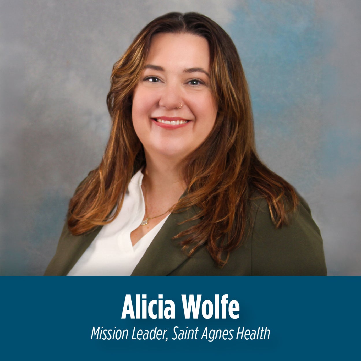 Alicia Headshot